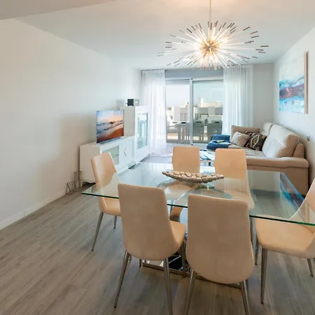 Le Mirage Modern With Sea Views Apartment